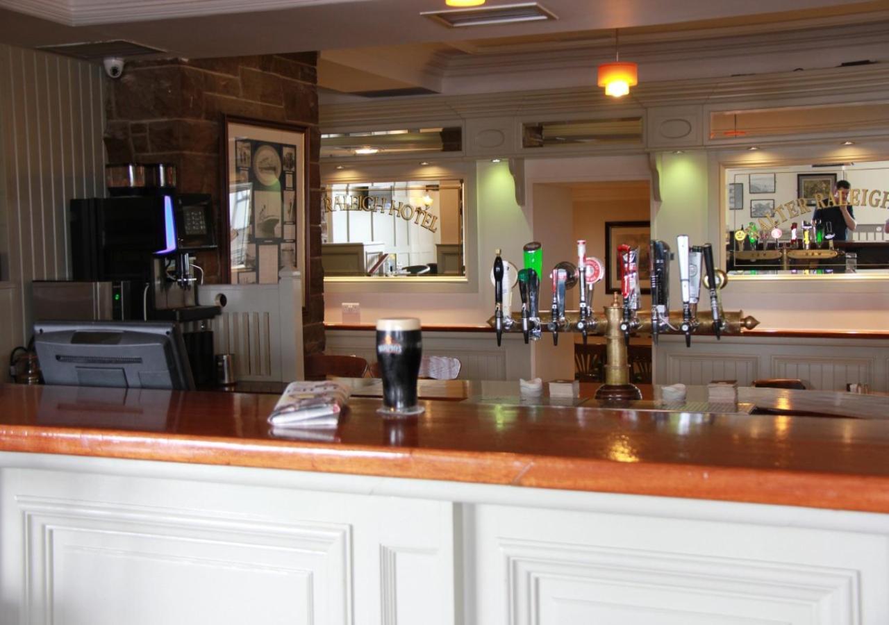 Walter Raleigh Hotel Youghal Kültér fotó