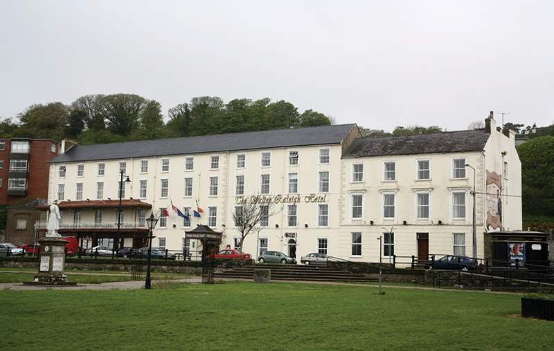 Walter Raleigh Hotel Youghal Kültér fotó