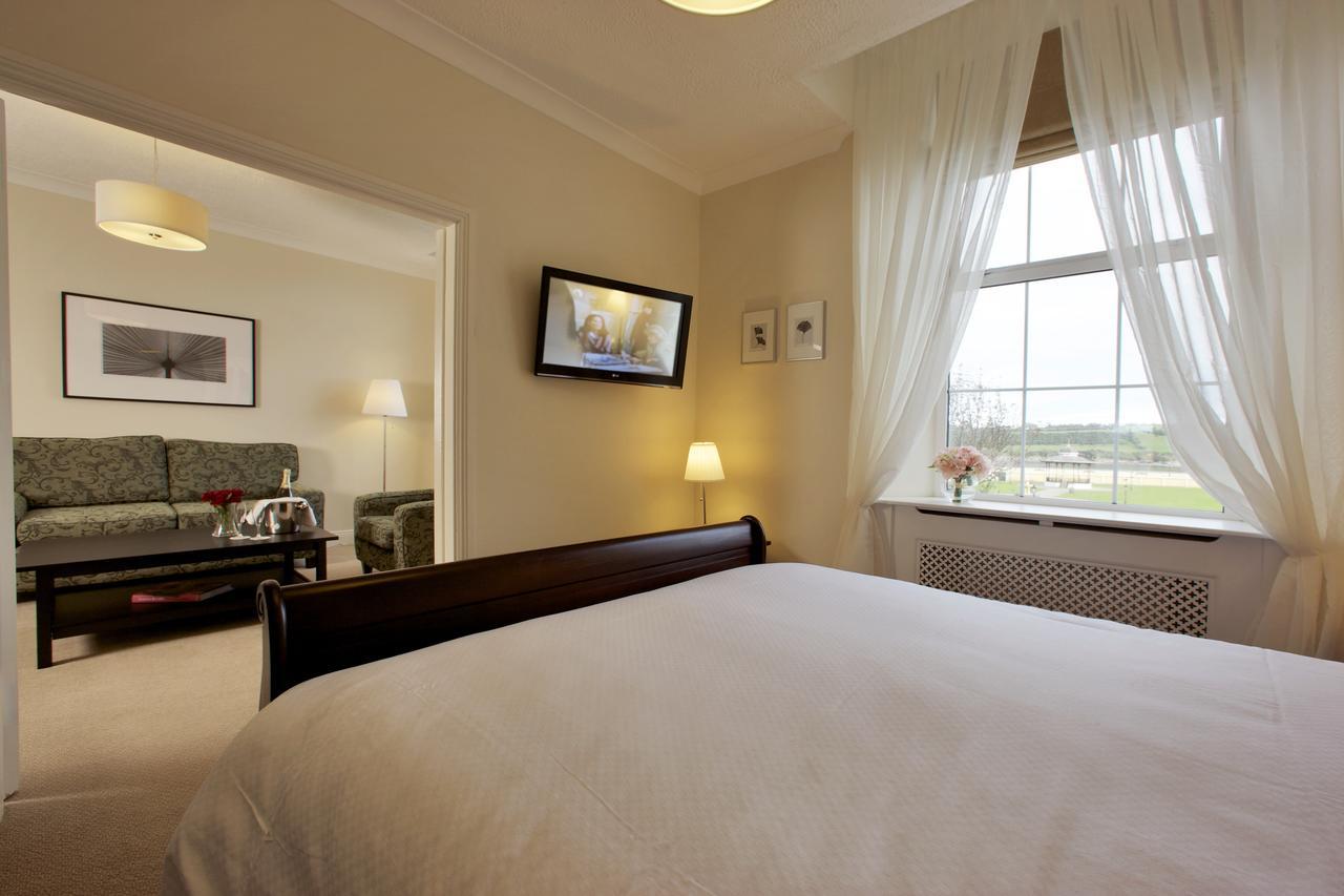 Walter Raleigh Hotel Youghal Kültér fotó