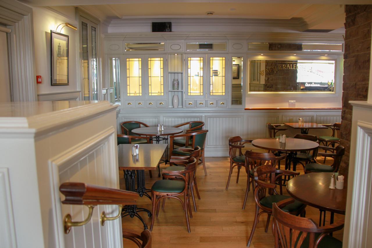 Walter Raleigh Hotel Youghal Kültér fotó